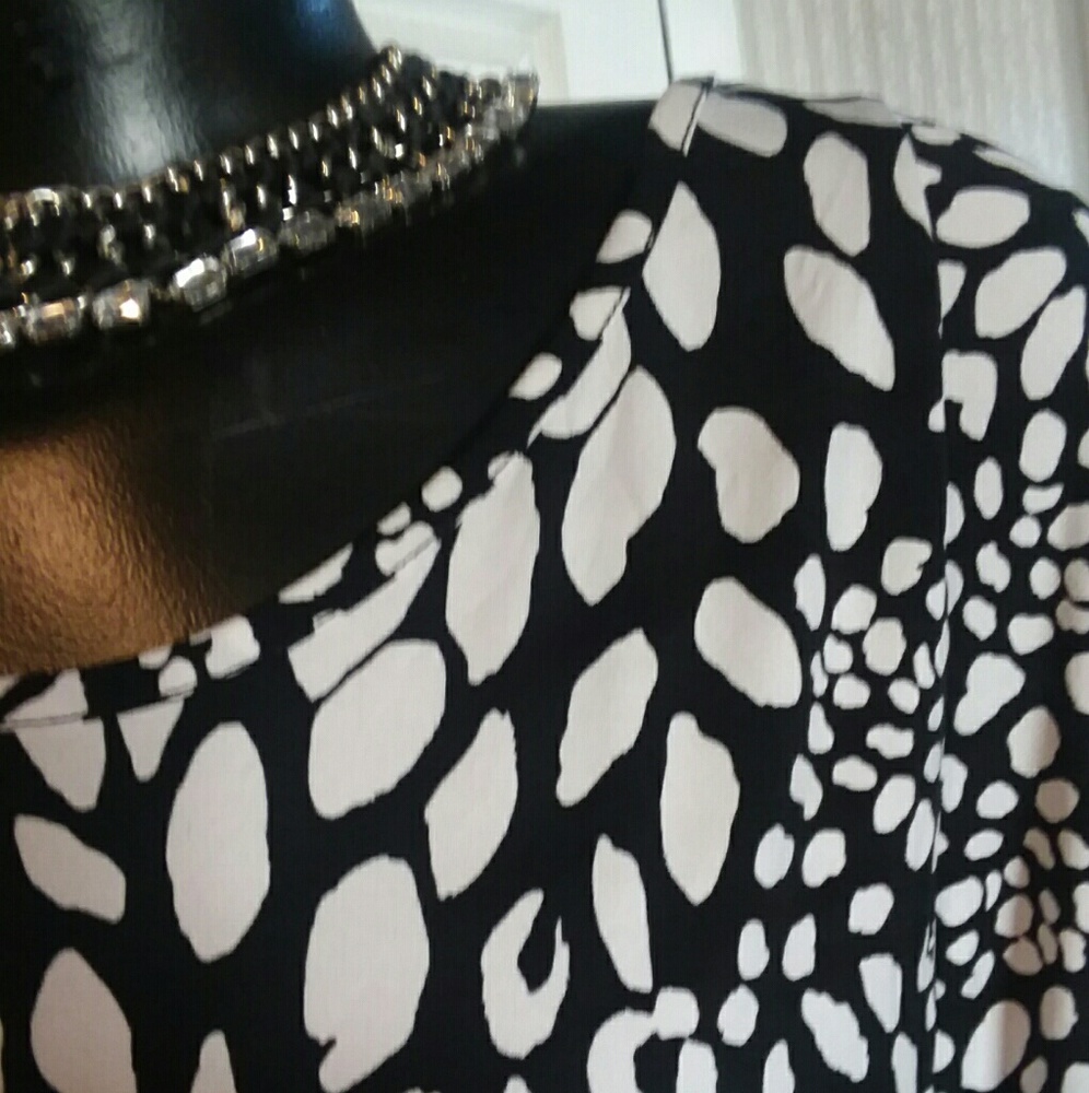 Blouse - Picture 2 of 4